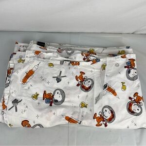 Pottery Barn Queen flat Sheet Peanuts Snoopy Astronaut 100% Organic Cotton glow